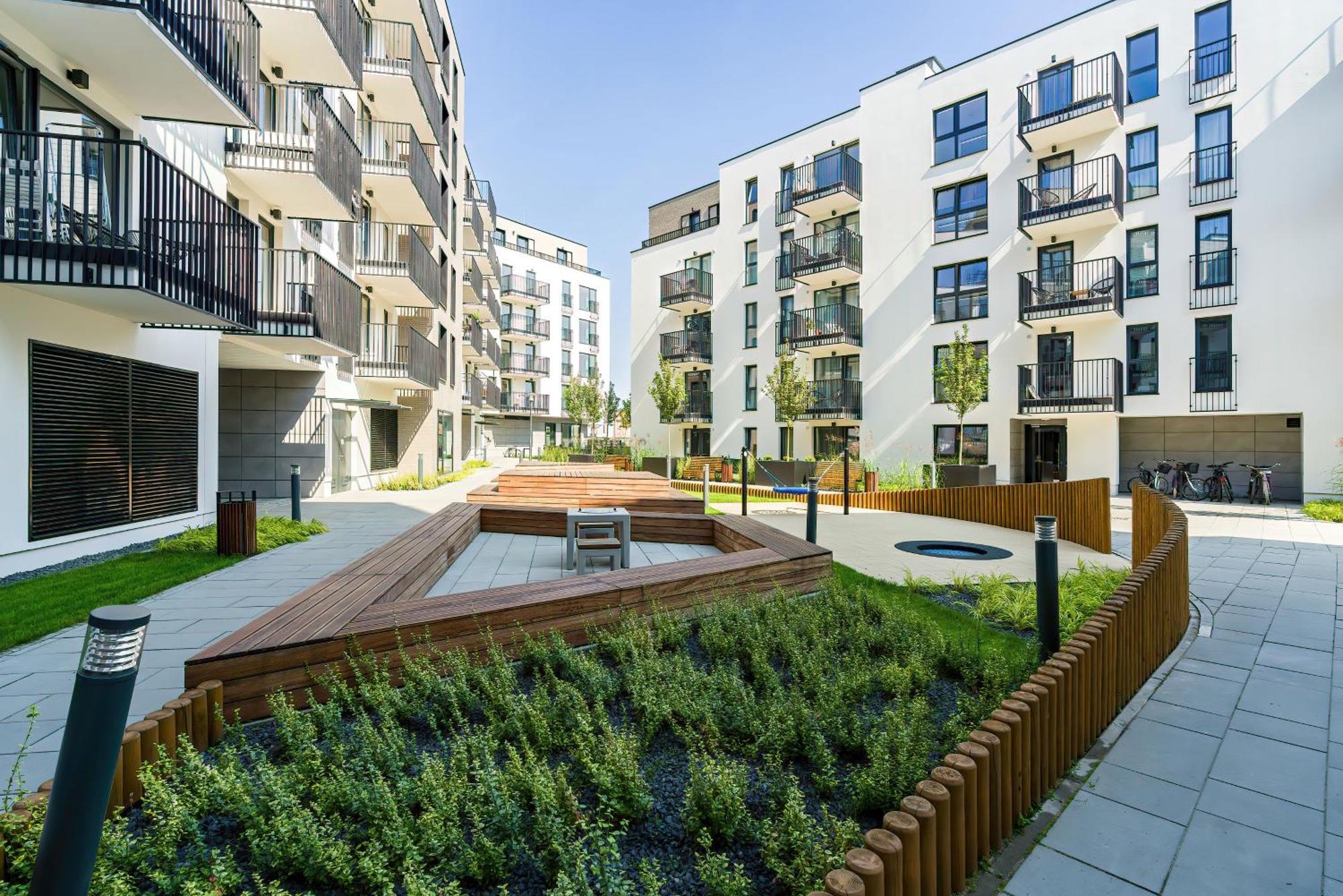 Stylish & Comfy Garbary Apartments With Parking By Noclegi Renters Poznan Bagian luar foto
